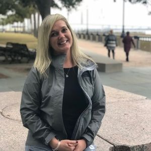 Meet your Posher, Becky